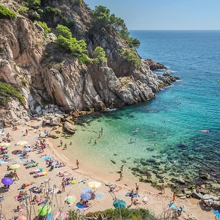 Vakantiehuis Lovely In With House Sea View Tossa de Mar